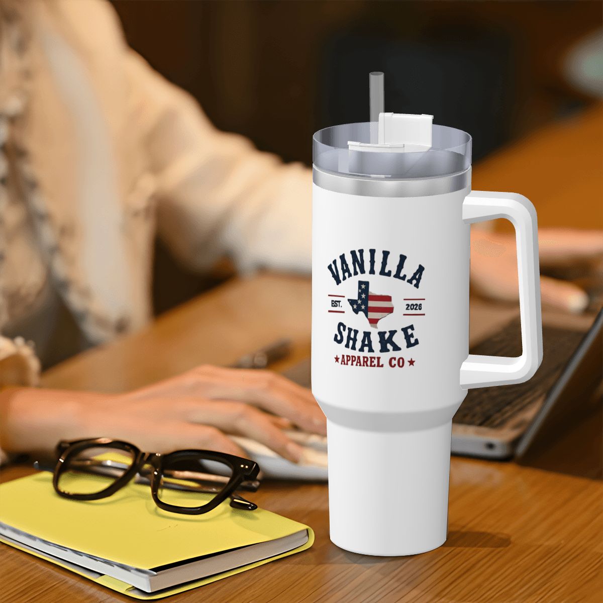 RWB Logo Travel Coffee Mug with Handle and Straw (40oz)